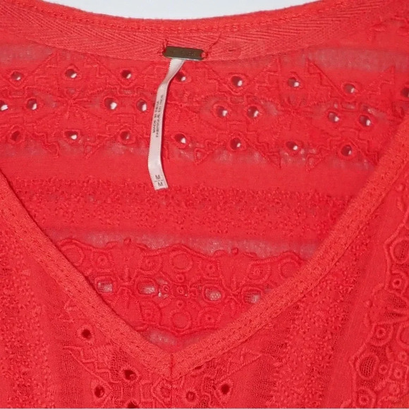 Free People Casual Parisian Night Top / Blouse bell sleeve Size Medium - Picture 11 of 11